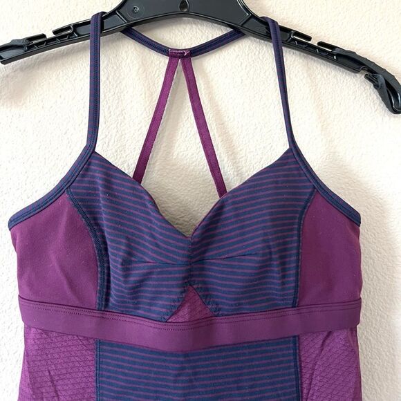 Lululemon Bend & Flow Tank in Plum - Picture 4 of 8